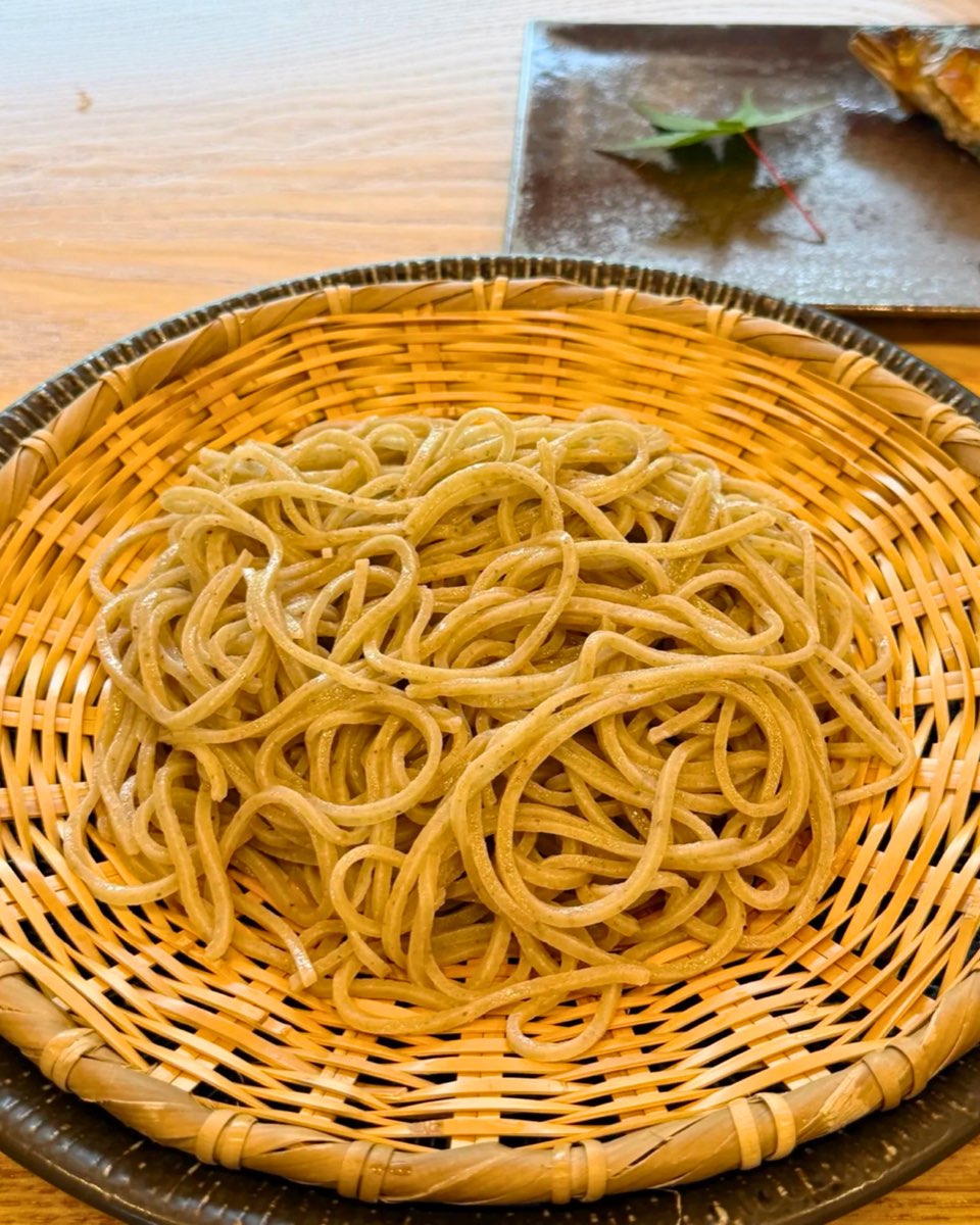 打ちたての二八蕎麦